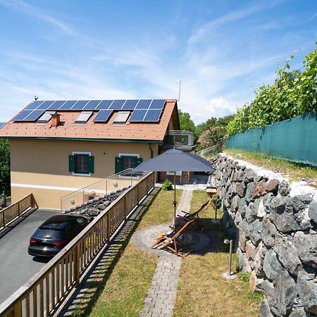 Weinberghaus Am Burgstallkogel Leibnitz Exterior photo